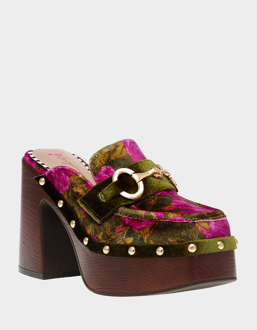 Betsey Johnson Aydin Platform Loafer M015