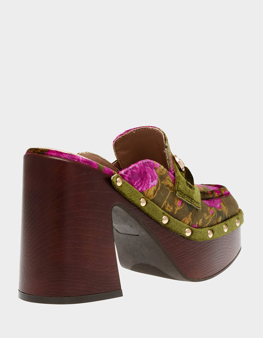 Betsey Johnson Aydin Platform Loafer M015