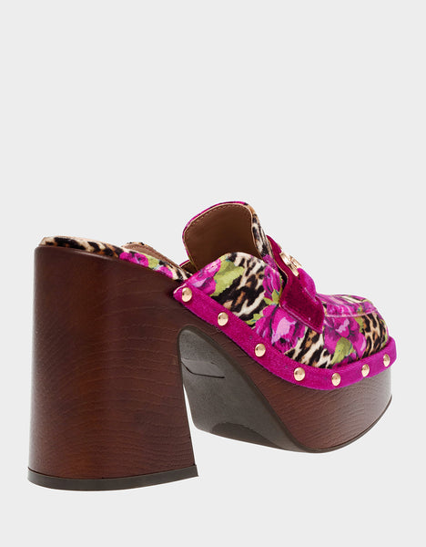 Betsey Johnson Aydin Platform Loafer M021