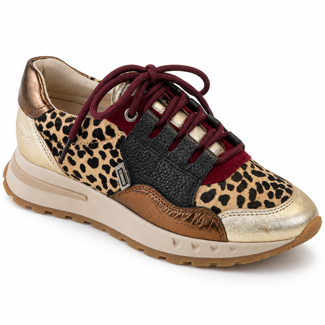 Vaddia Henley Cheetah Sneakers K126