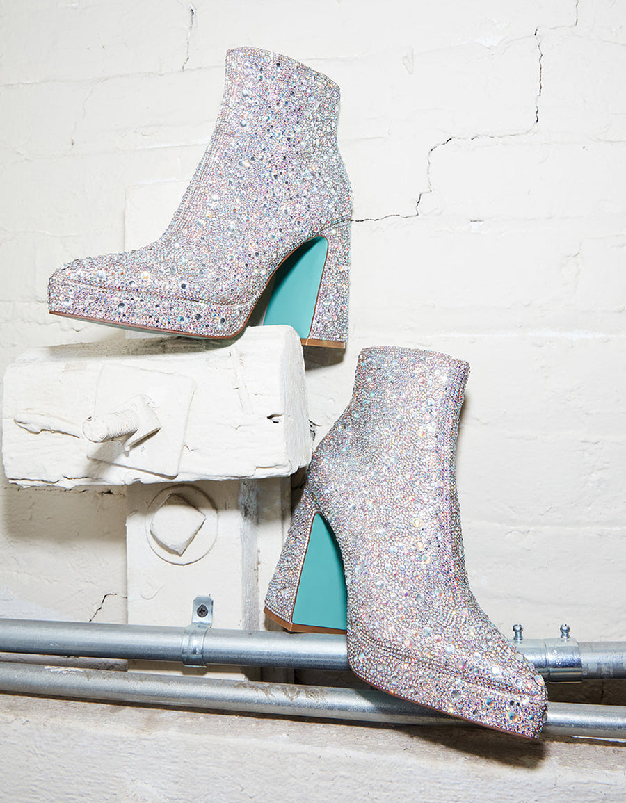 Betsey Johnson Della Heel Bootie M007
