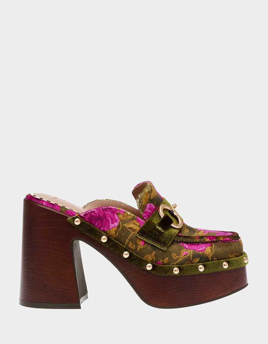 Betsey Johnson Aydin Platform Loafer M015