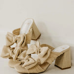 Rustic beige heel with a bow pair