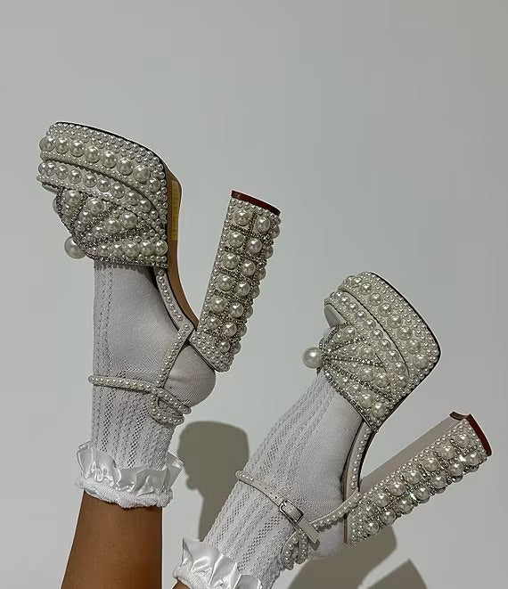 Elegant high-heeled shoe with pearl embellishments model 2