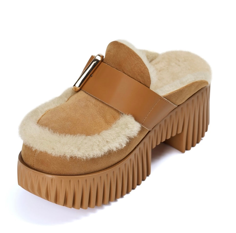 4CCCCEES Plia Amber Clog S037