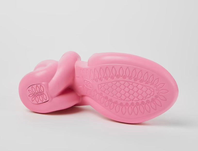 Pink high-heeled shoe sole