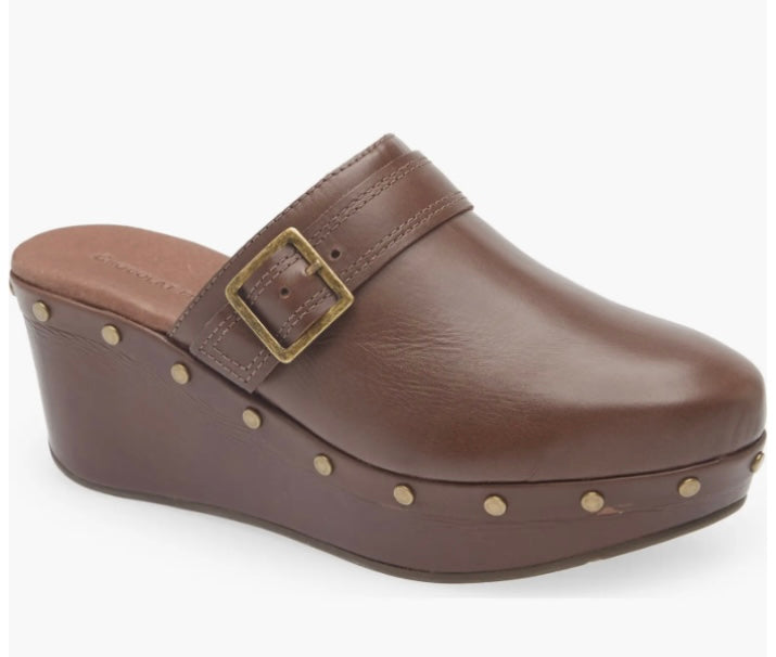 Chocolat Blu Yogi Clog I132