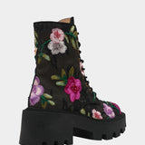 Betsey Johnson Polli Combat Boot I137