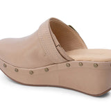 Chocolat Blu Yogi Clog I054A