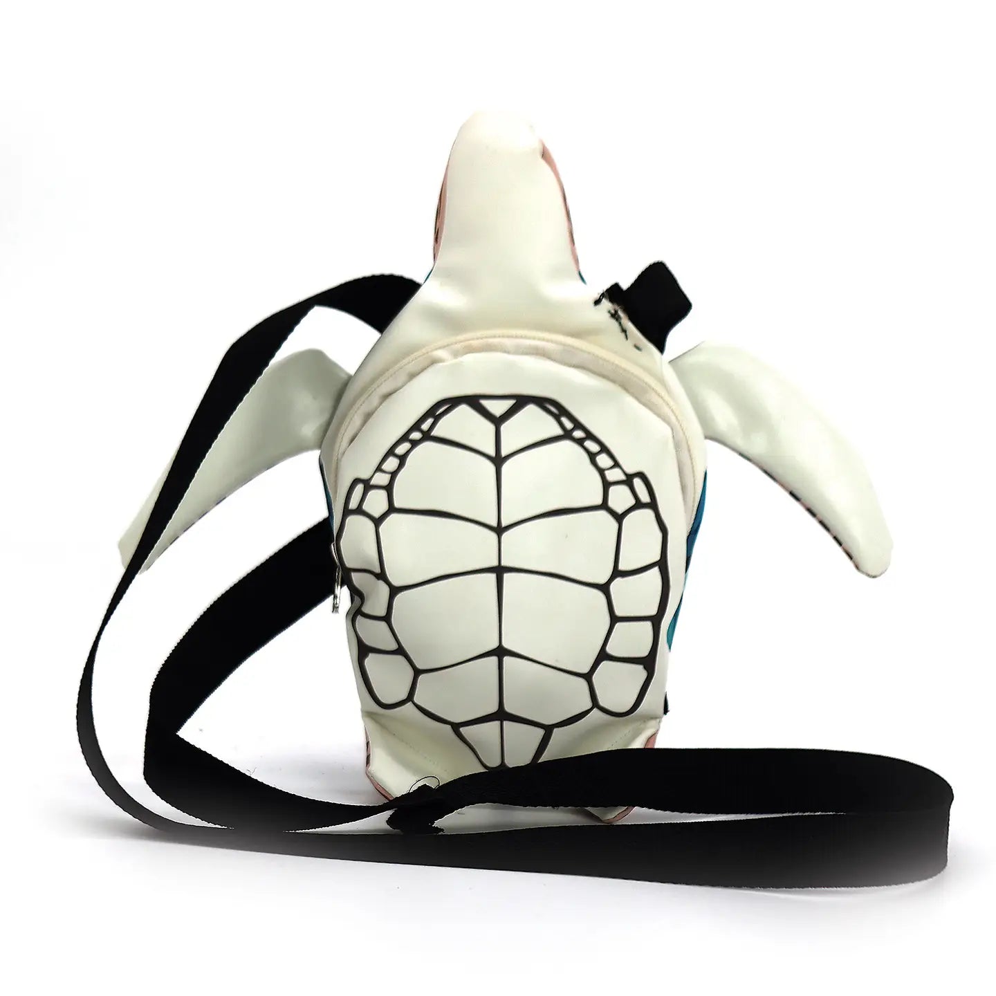 Turtle-shaped bag with blue shell pattern back