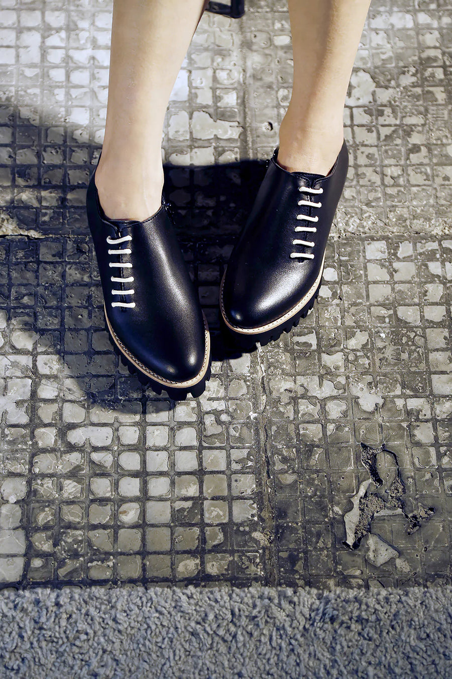 All Black Side Cord Loafer E046