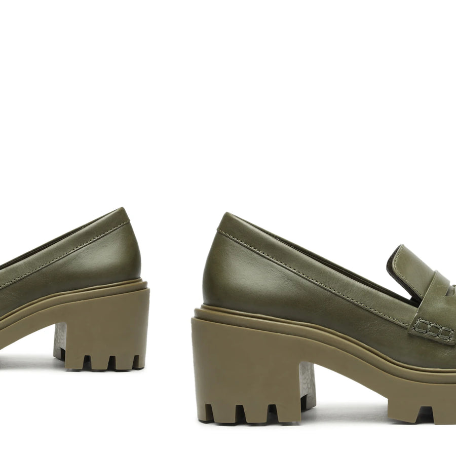 Schutz Viola Tractor Loafer E060
