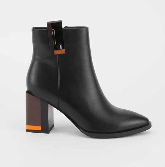 Azura Andalusite Boot E072