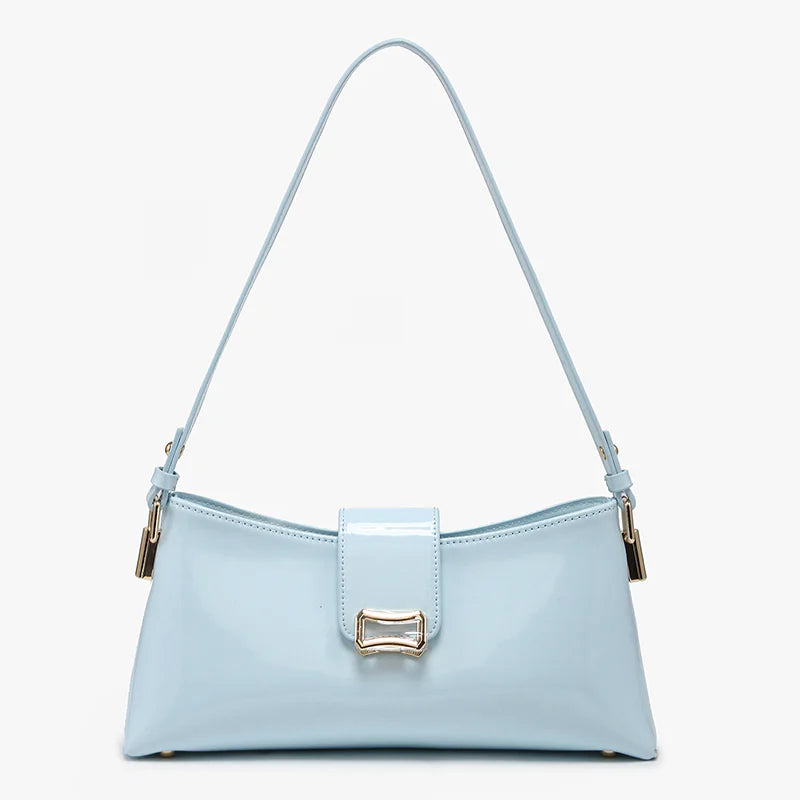 Light blue handbag with a strap close-up