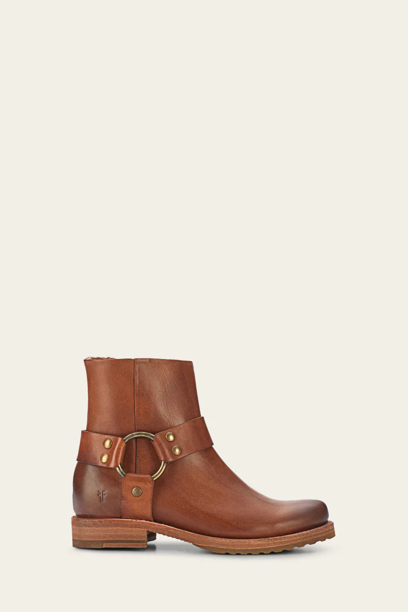 Frye Veronica Harness Short Boot E098