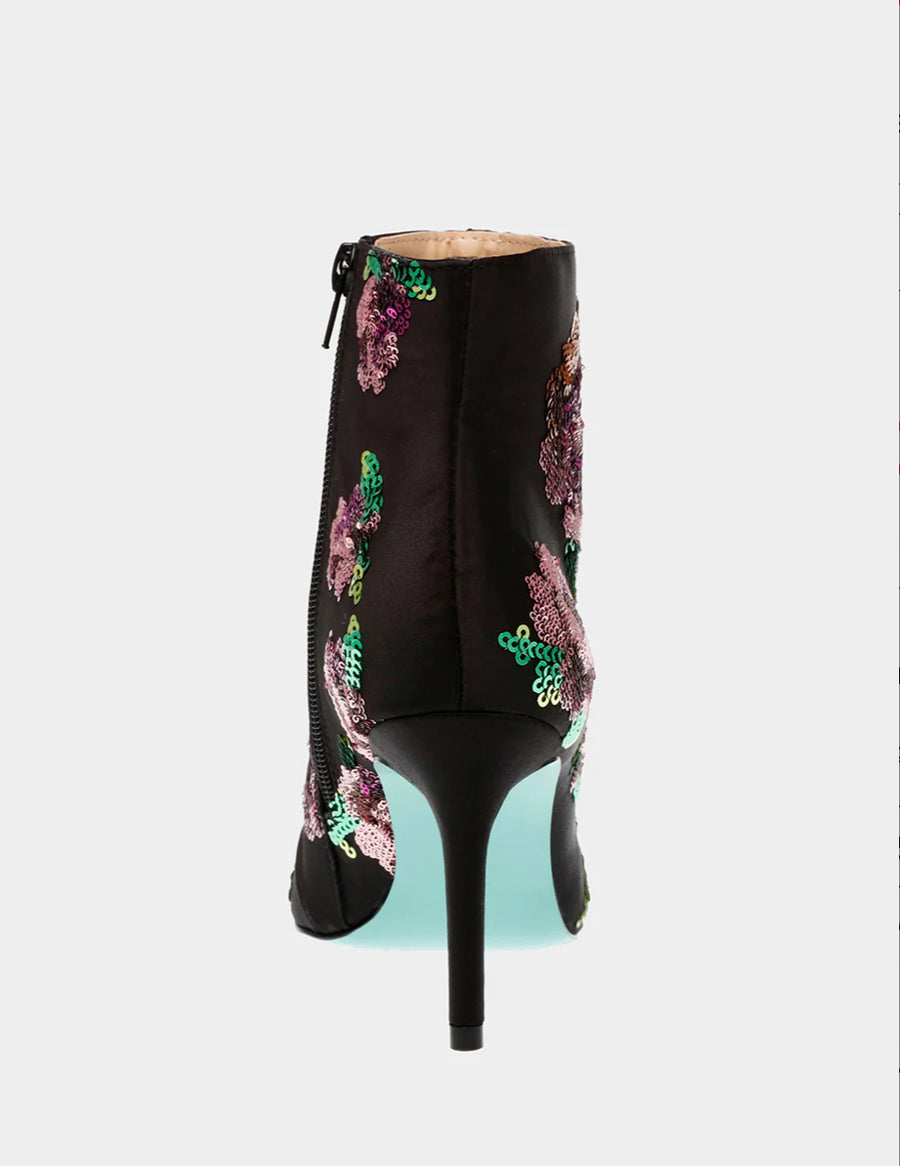Betsey Johnson Coper Heel Bootie M069