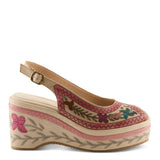 Wedge sandal with floral embroidery close-up