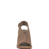 Vince Camuto Fandree Slingback Sandal E132