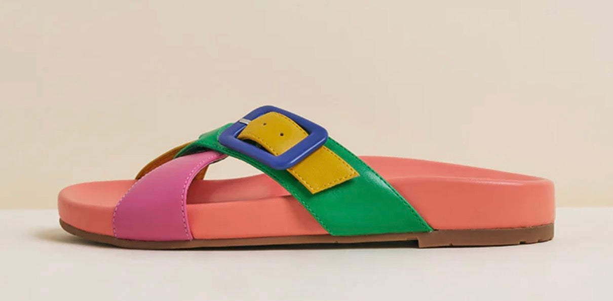 Colorful sandal with a peach/blue buckle 
