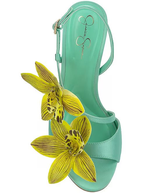 Mint green high-heeled heel with yellow floral decorations top