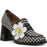 Betsey Johnson Casandra Penny Loafer K001