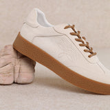 Miracle Mile Shelly Sneaker K070