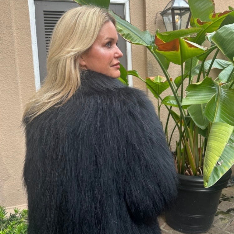 Knitted Raccoon Ruffle Collar Coat