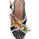 Betsey Johnson Graysen Sandal P074