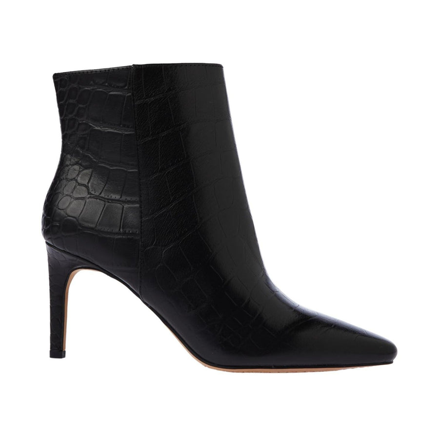 Vince Camuto Allost Bootie E037
