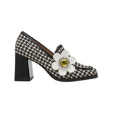 Betsey Johnson Casandra Penny Loafer K001