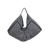 Black and white patterned bag 