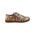 Multicolored sneaker with a zipper 