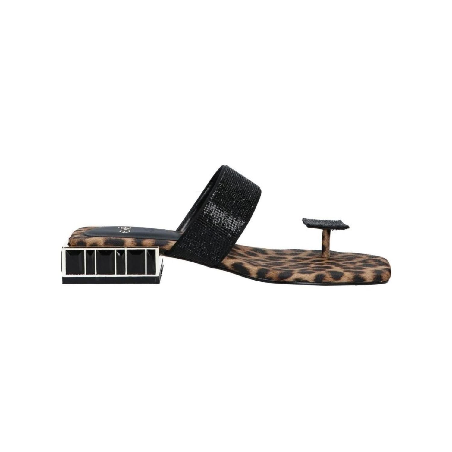 Black sandal with leopard print sole 