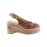 Wedge sandal with floral embroidery 