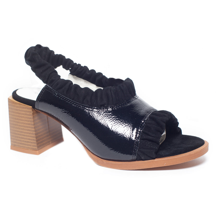 Unity in Diversity Sofia Slingback D025A