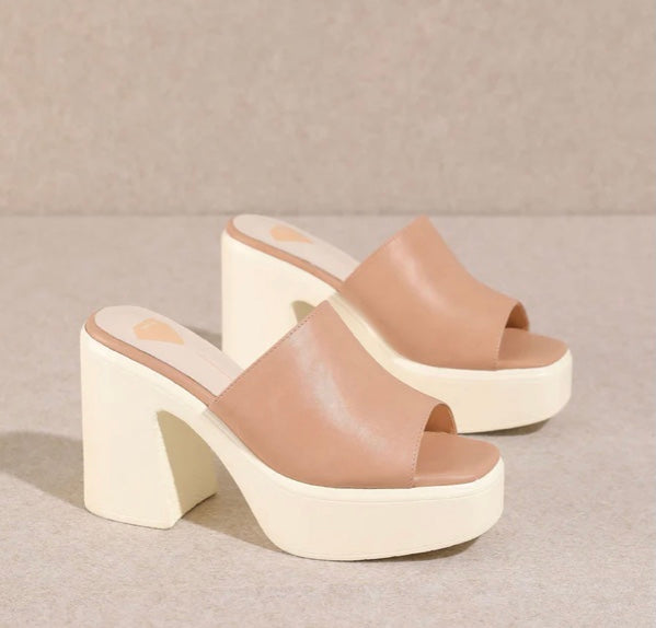 Miracle Mile Sienne Platform Heel Sandal D200
