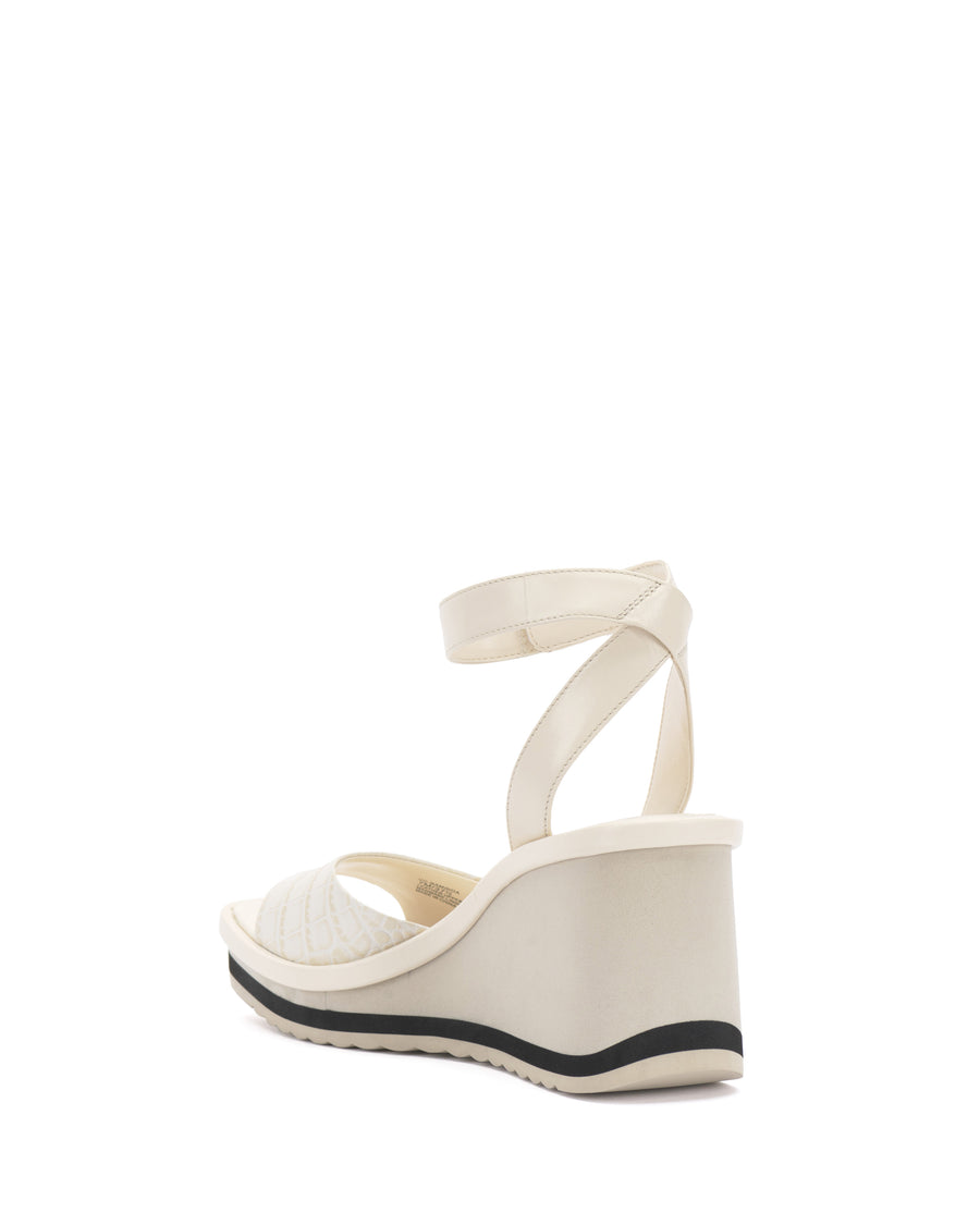 Vince Camuto Baminda Wedge Sandal J140