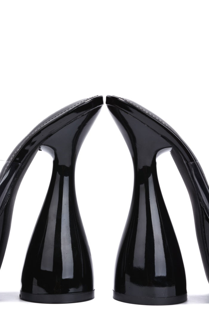 Cape Robbin Inji Heel J049
